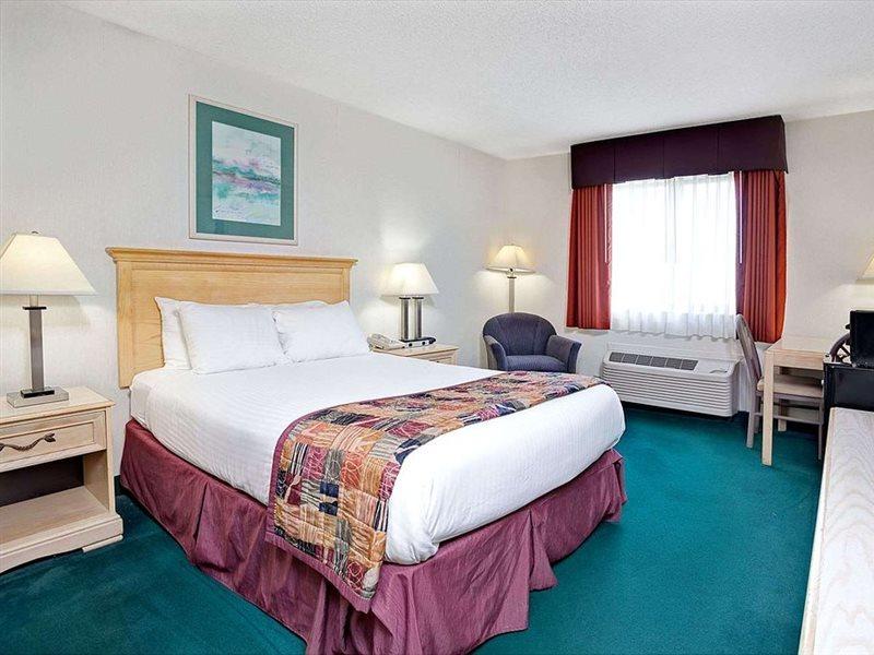 เบย์มอนต์ บาย วินด์แฮม มอนโร Hotel ภายนอก รูปภาพ