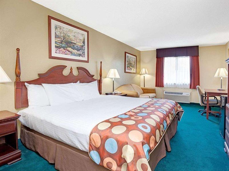 เบย์มอนต์ บาย วินด์แฮม มอนโร Hotel ภายนอก รูปภาพ